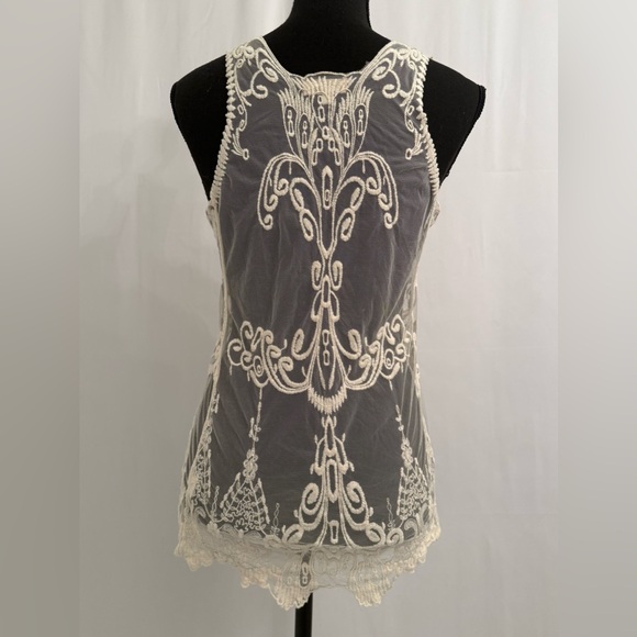 Love J Ivory Embroidered Lace Tank Top Boho Sheer Floral Scalloped Hem - Picture 8 of 12